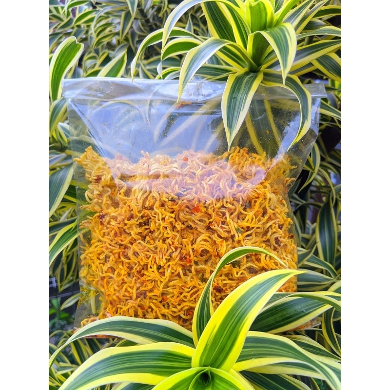 

mie gimbring pedas daun jeruk ( 250 gram )