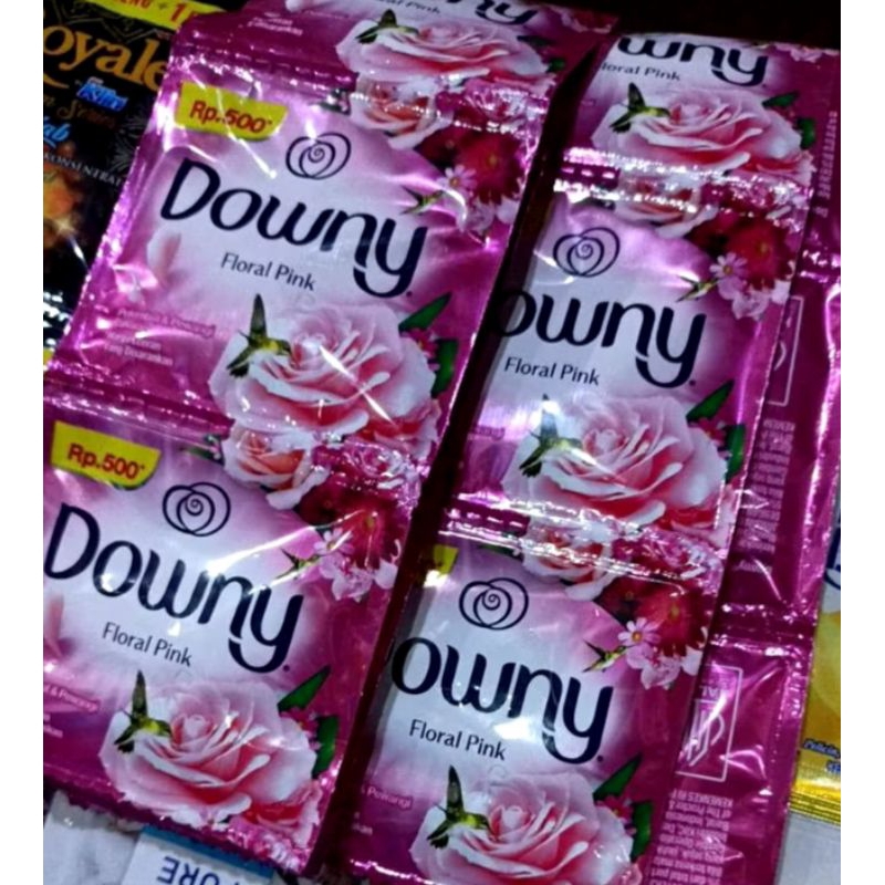 DOWNY PENGHARUM BAJU ANTI APEK