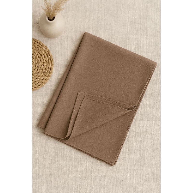 Jilbab Segi Empat Oval Ceruti Babydoll - Ukuran 130 x 130 cm