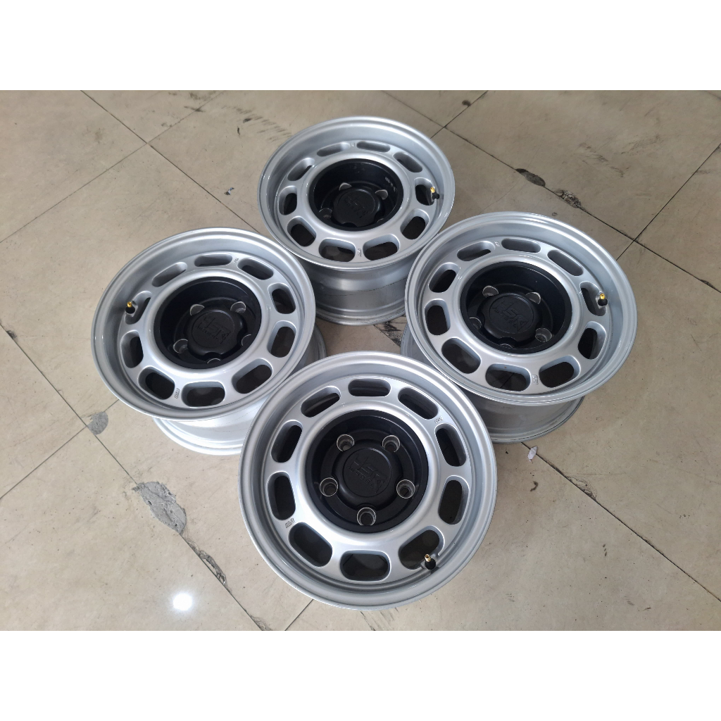 VELG MOBIL BEKAS KLG HSR RING 15 LEBAR 8 PCD 5X139,7 UNTUK MOBIL ESCUDO TAFT VEROSA KATANA HILIN