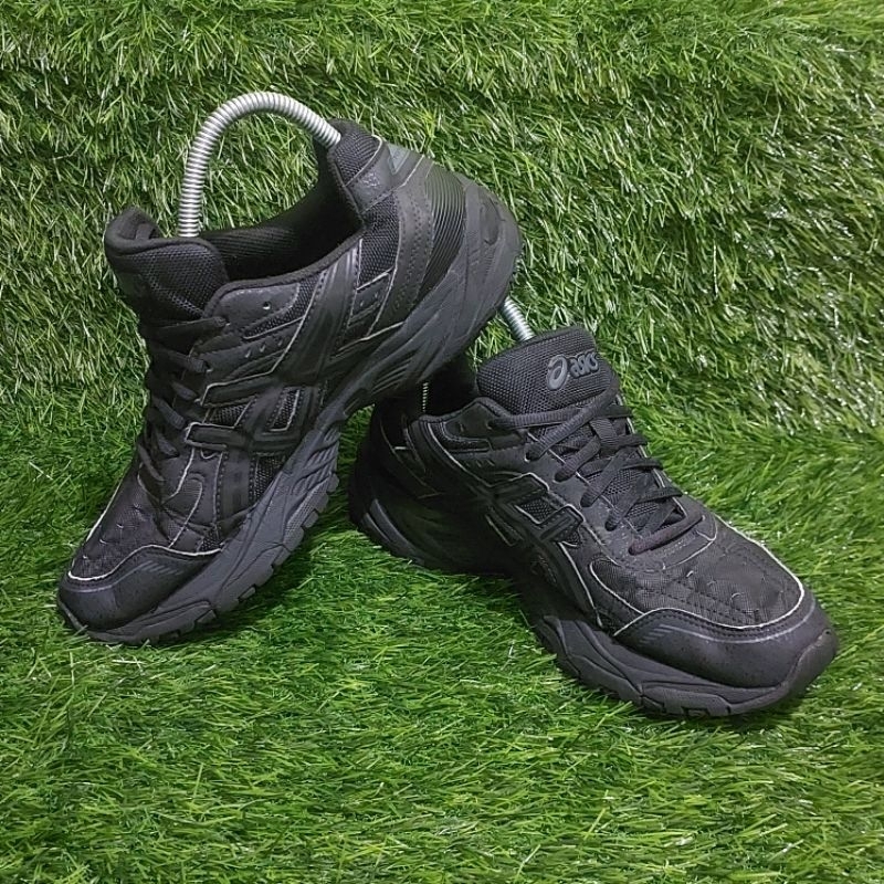 Sepatu Sneakers Asics Series Anak serta Dewasa Pria Wanita Preloved