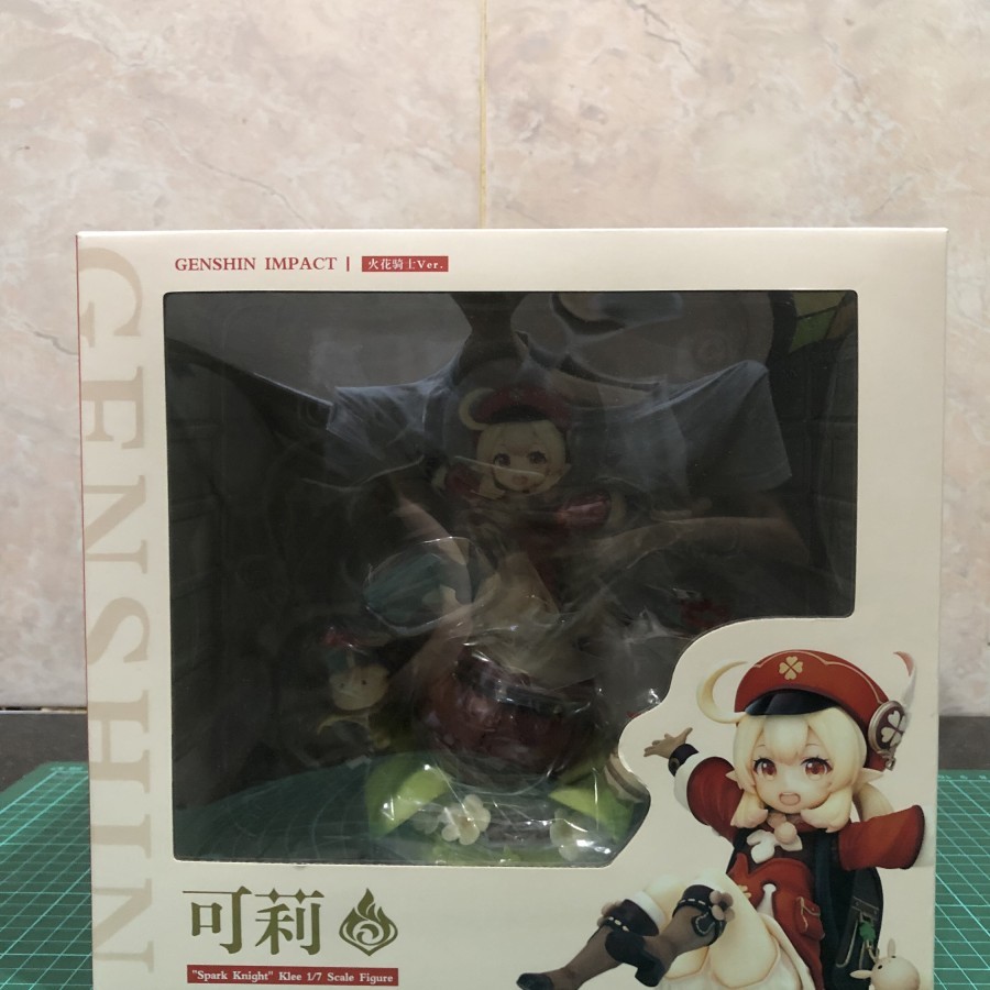 Official figure Genshin impact klee figure 1:7 scale spark knight