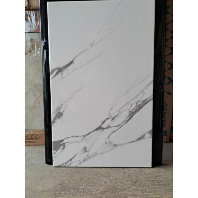 keramik 25x40 dinding dapur / kamar mandi putih motif carara