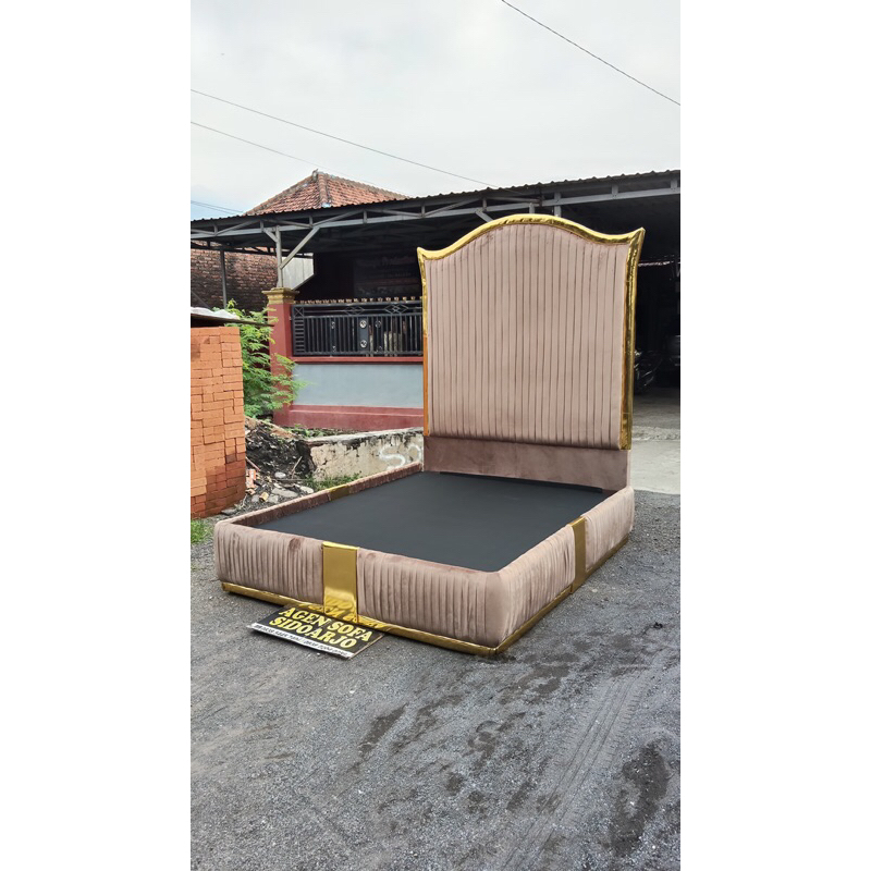 divan list gold 160x200