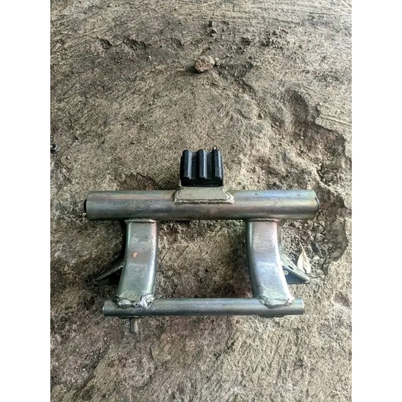 mounting vario 125-150 led old/led new, kondisi ori copotan masih layak pakai kondisi normal mulus k