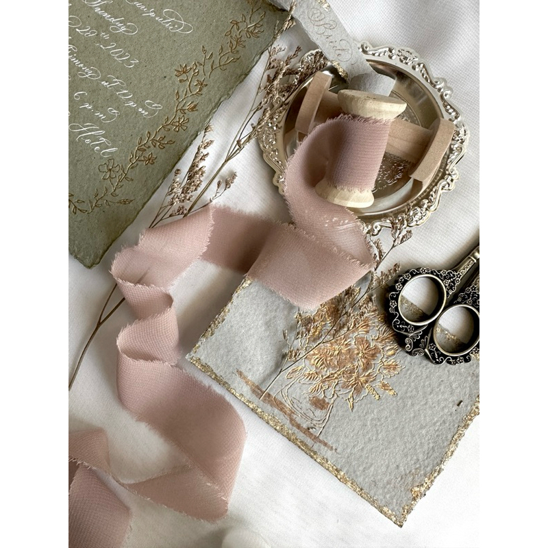 

Chiffon ribbon in Taupe / silk ribbo