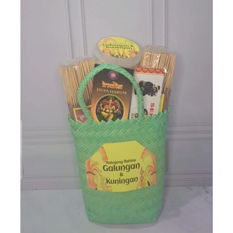 

parcel galungan kuningan/hampers galungan kuningan murah mewah