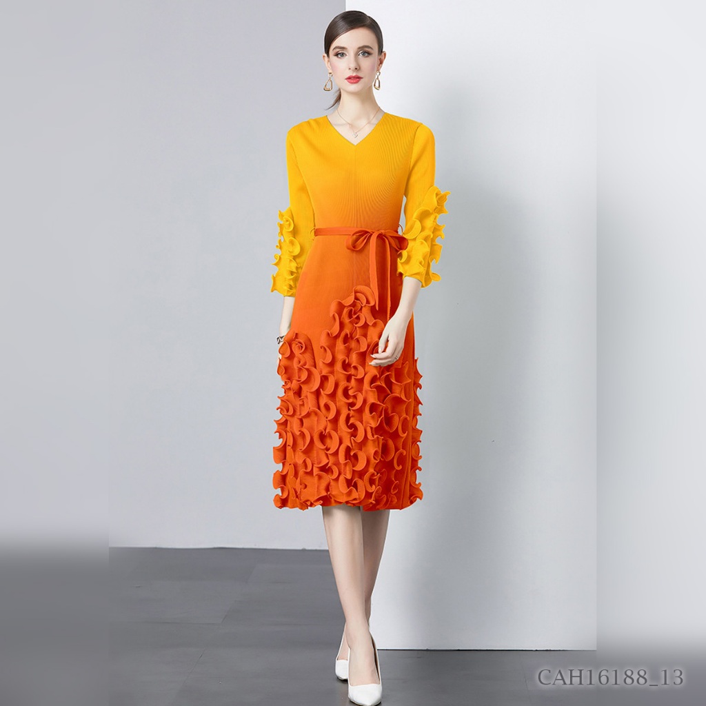 Aubrey Pleated Flower Rumble Plisket Dress