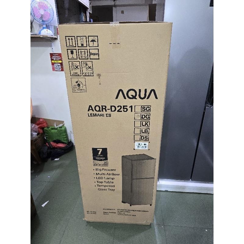Kulkas Aqua AQR-D251