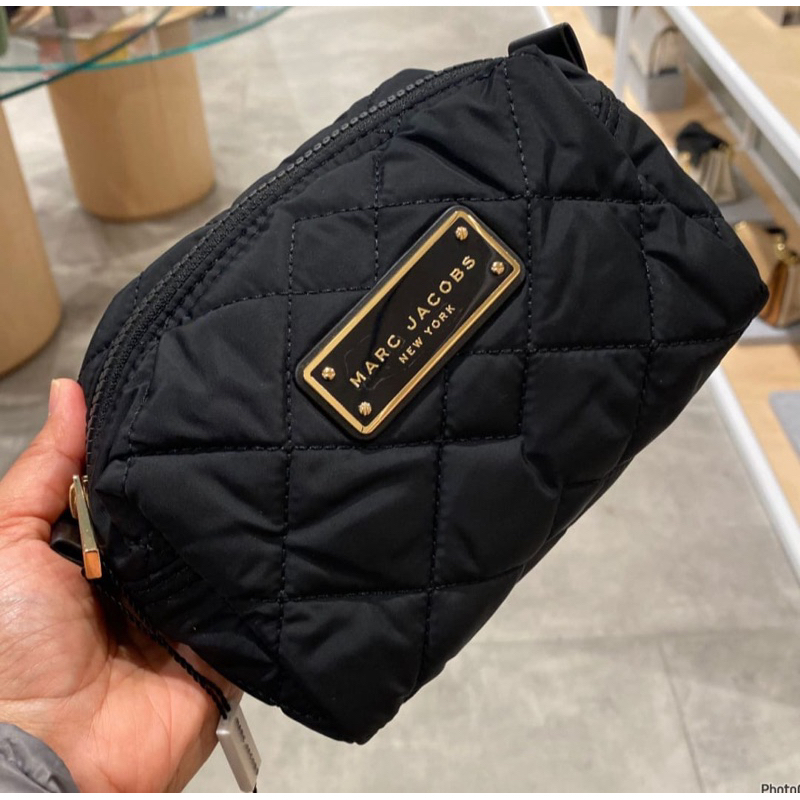 

MJ MarcJacobs cosmetic case