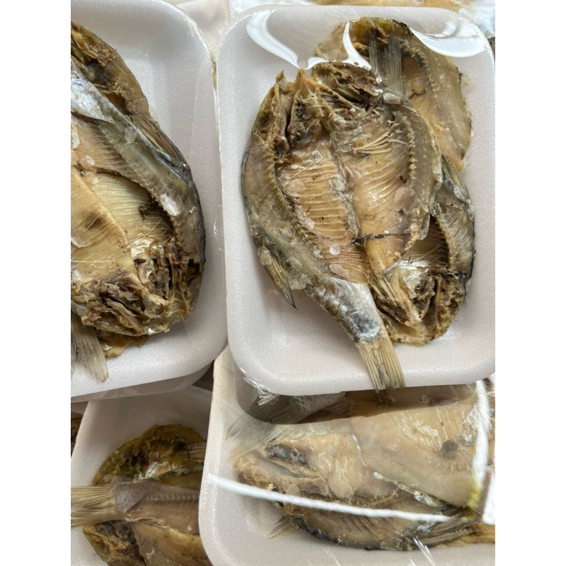 

Ikan asin tawes kualitas premium grade A