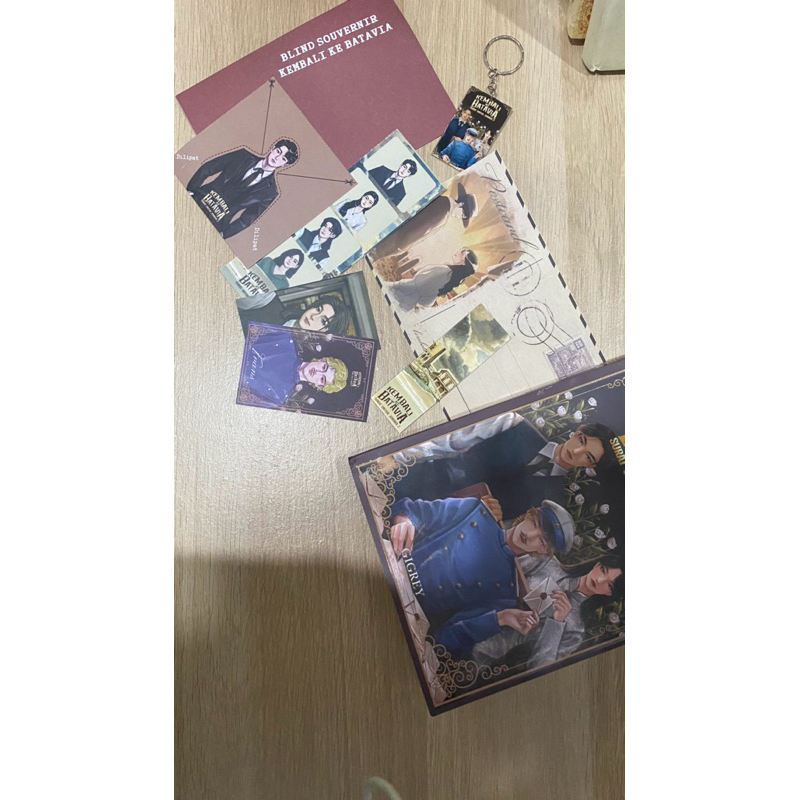 (PRELOVED | 100% ORI) Novel Kembali ke Batavia by giggrey (FREE BLIND GIFT)