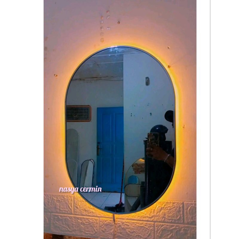 CERMIN OVAL AESTHETIC LAMPU LED