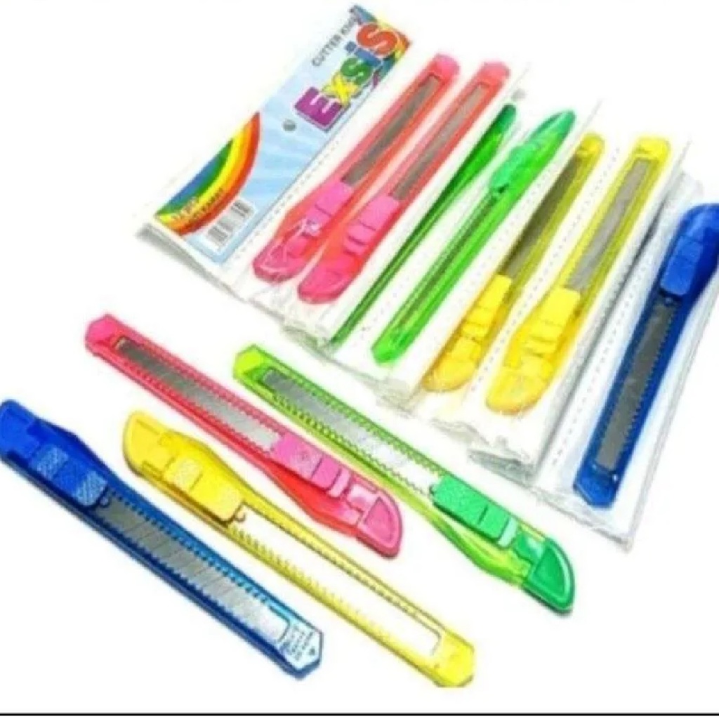 

Pisau Cutter Kecil Transparan Warna Plastik Rentengan Random 1pcs 7g