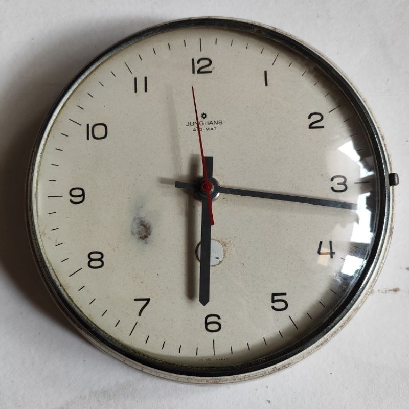 jam dinding junghans kondisi perlu service