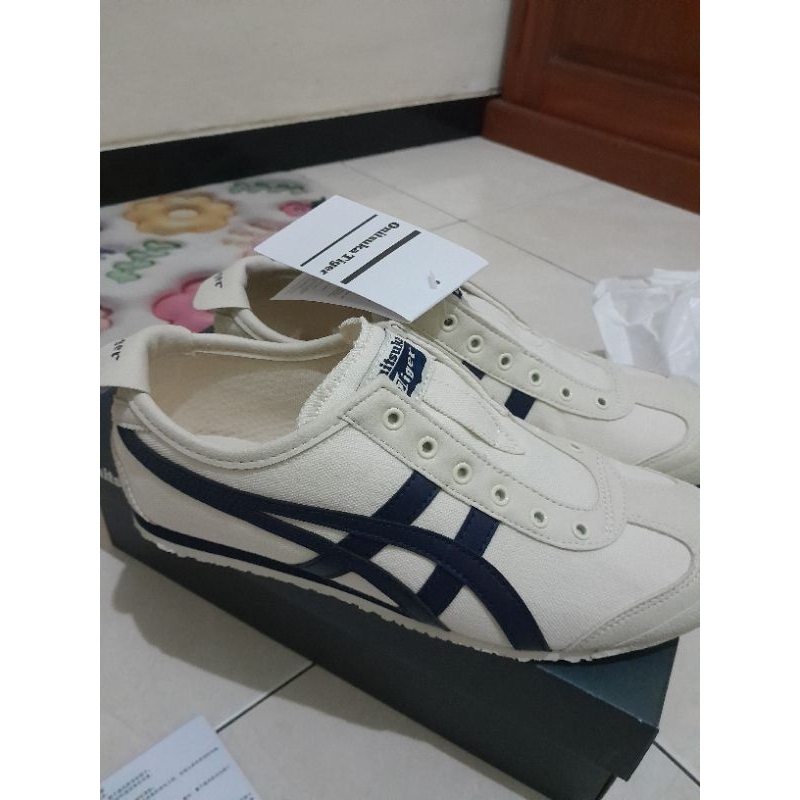 (NEW) ONITSUKA TIGER MEXICO 66 SLIP ON - UK 40 - ORIGINAL OFFICIAL WEBSITE - PEMBELIAN PRIBADI