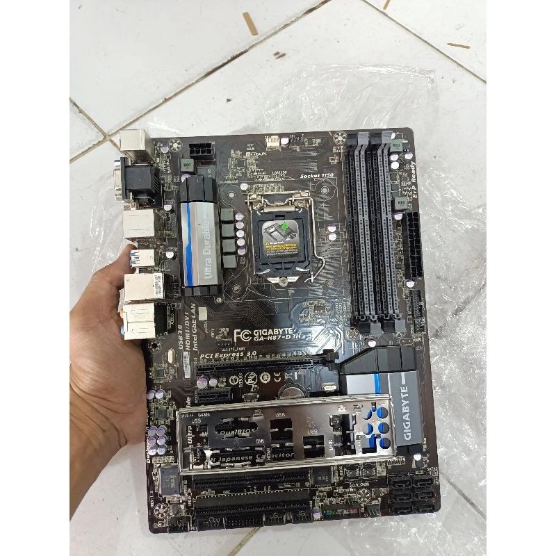 Mainboard Gigabyte H87 -D3H socket Lga 1150 ddr3 onboard vga normal