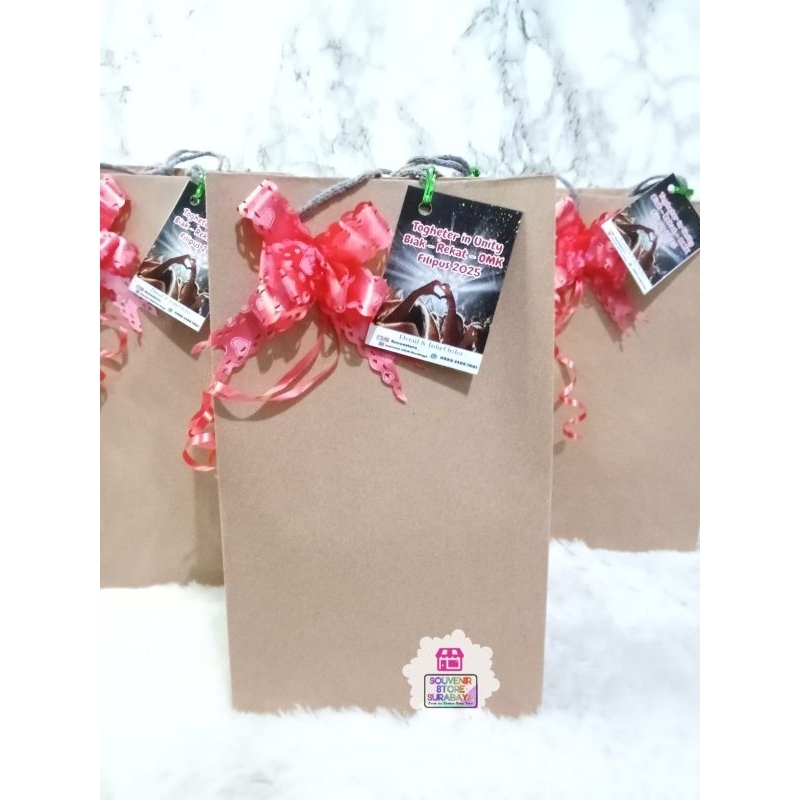 

Paket snack less plastic paperbag coklat || snack paperbag || bingkisan ultah paperbag mini || Parcel ultah paperbag