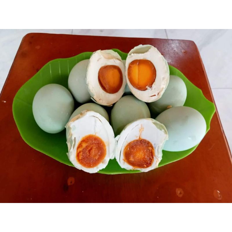 

TELUR ASIN KHAS BREBES TEGAL 100℅ MASIR UKURAN SUPER (isi 10)