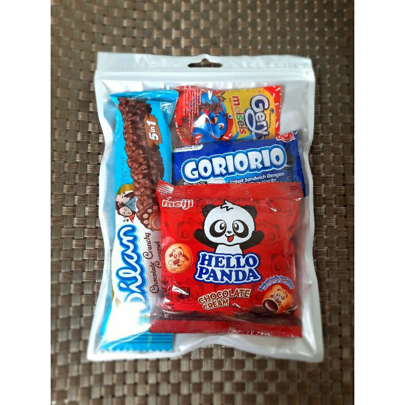 

Hampers Mini ( Goody Snacks)