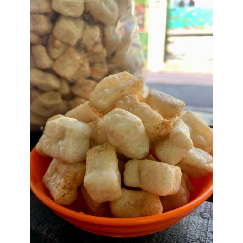 

kerupuk rambak dadu berat 500gram