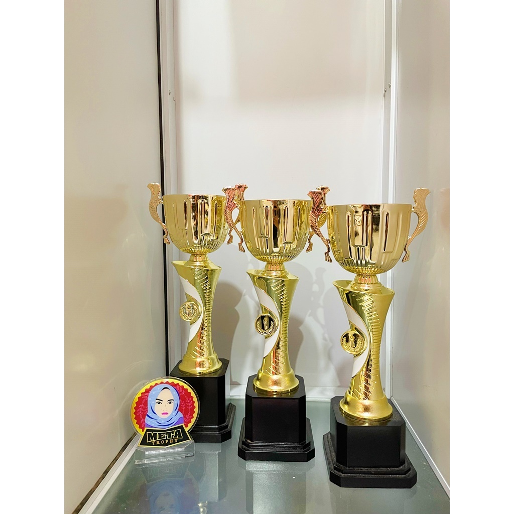 PIALA JUARA 123 CUP PREMIUM PIALA BERGILIR PIALA SEPAK BOLA FUTSAL
