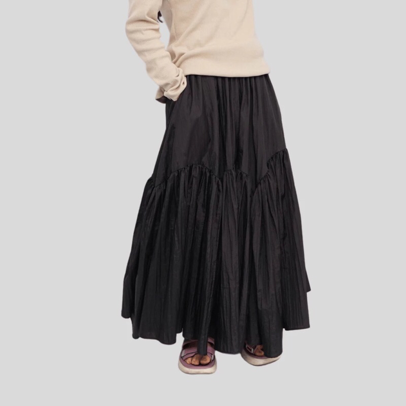 Risa Maharani Basic - Skirt Theona