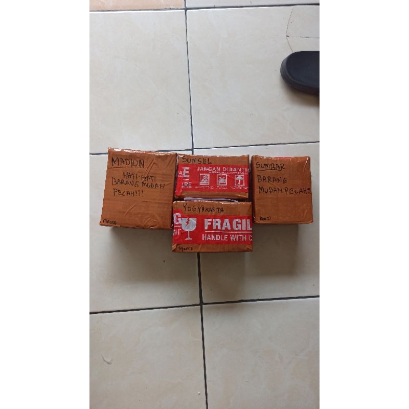 

paket khusus 4 (jangan lupa untuk tulis nomor pilihan di pesan penjual)