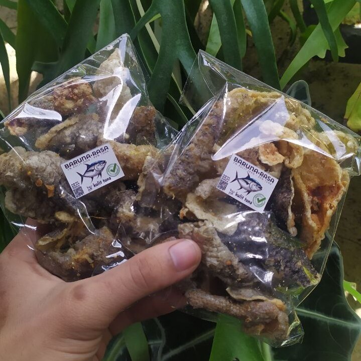 

Krupuk Kulit Ikan Tuna Asli | Rasa Original - Renyah Gurih Nikmat | Halal | Oleh-oleh khas Bali
