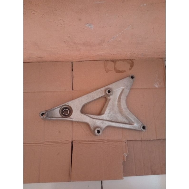 Swing Arm Arem dudukan kenalpot Vario 125 old Kzr Original copotan