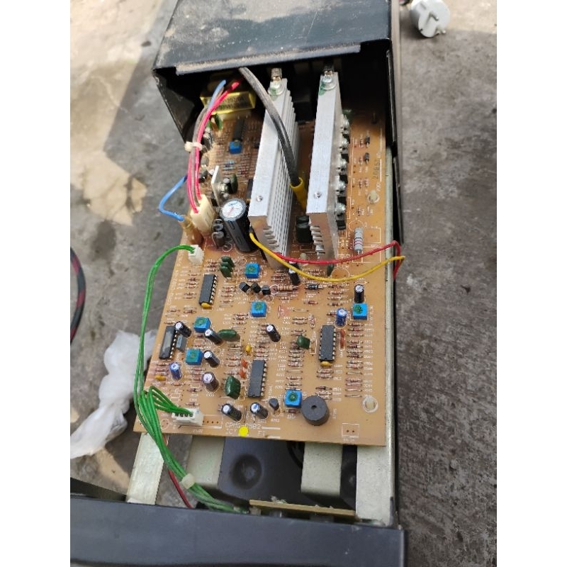 UPS 24 Volt bekas backup server RT/RW net