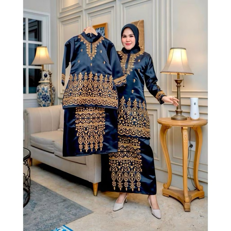 Satu Set Kebaya Tunik Kurung Bordir Melayu Couple Ibu Dan anak / Kebaya Malaysia / Kebaya Kondangan 