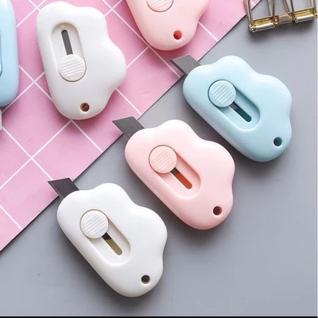 

Pisau Pemotong Kertas Cutter Mini Portable Bentuk Awan Super Cute