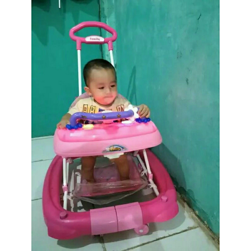 prelove baby walker Omar & hana