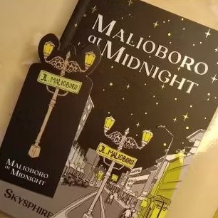 

novelpreloved Malioboroatmidnight