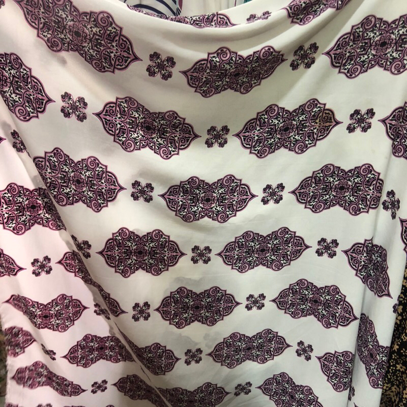 kain zara crepe motif - kain zara crepe motif bunga - kain zara crepe motif luxury - kain zara crepe