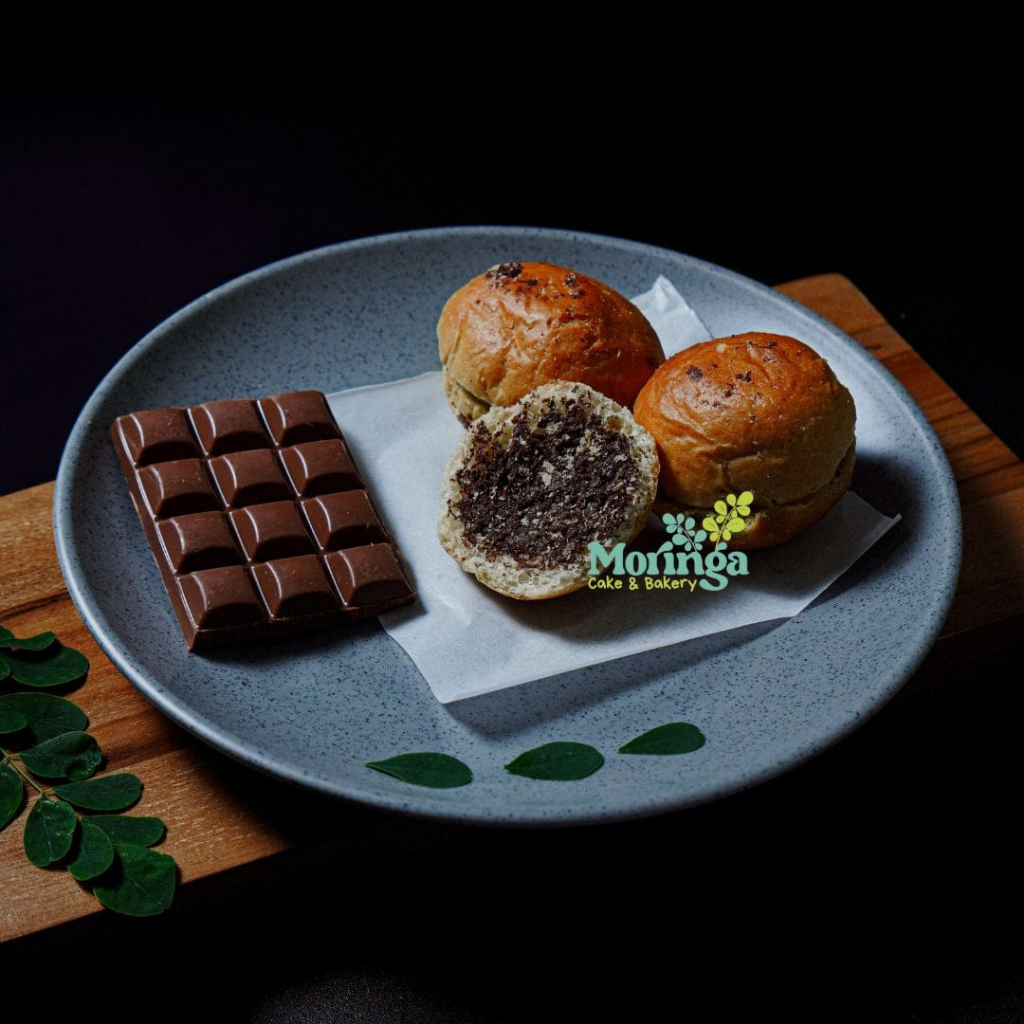 

Kue Bagelen Daun Kelor Cokelat 60g - MoringaCakeandBakery