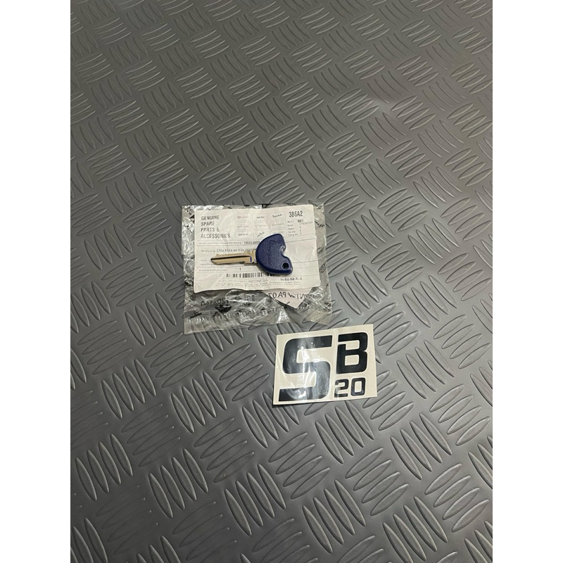 Blank Key / Kunci Biru Vespa Matic Original Piaggio