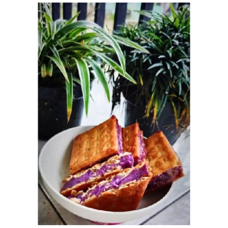 

kue gabin Nyn fla ubi ungu mama acy