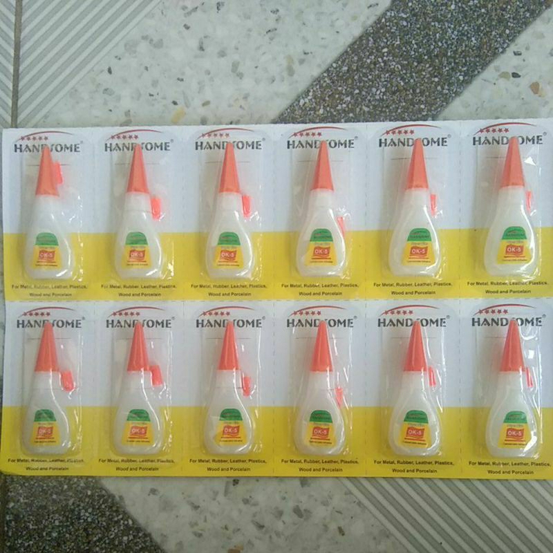 

super glue besar renceng