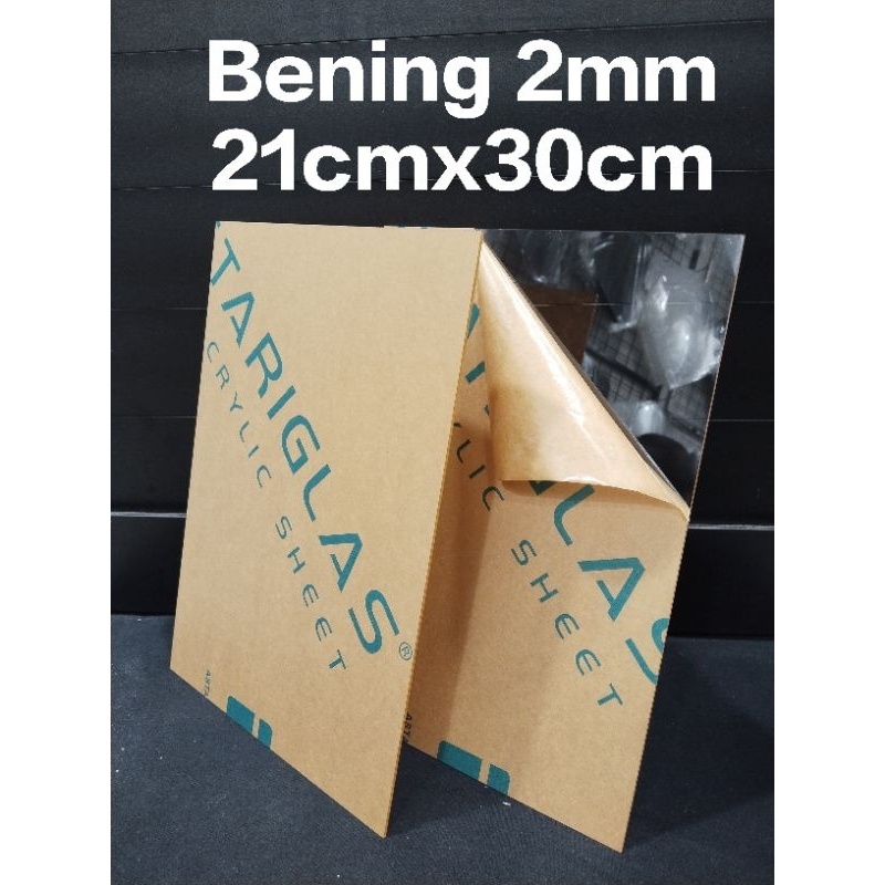 

Akrilik Lembaran Bening Tebel 2mm ukuran 21cm x 30cm Murah Berkualitas