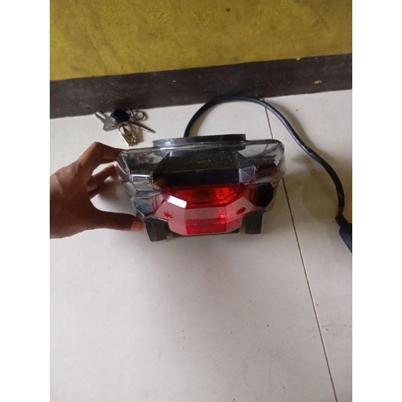 stoplamp vario techno 110 karbu