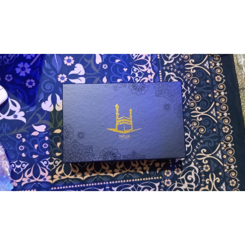 

BoxHampersPremiumLuxury