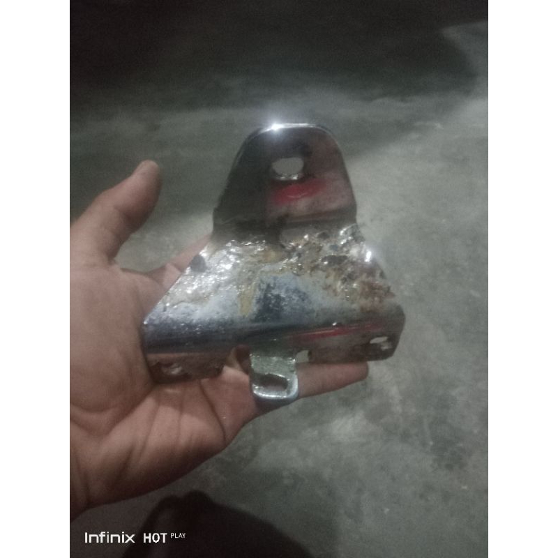 pangkon breket knalpot vega lama