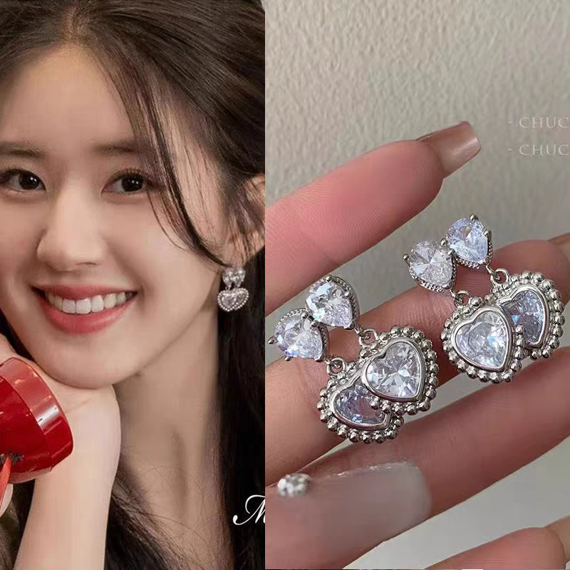 Anting love - desain imut ala Zhao Lusi