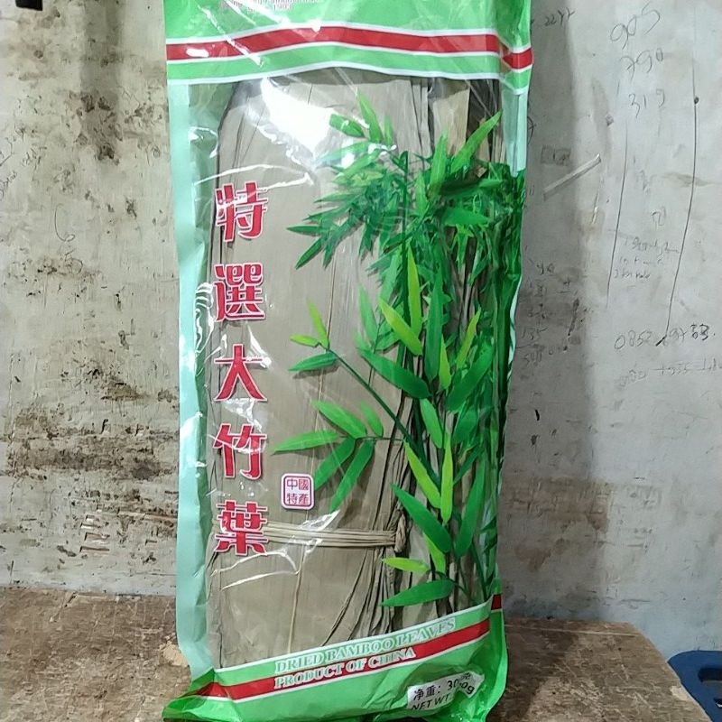 

Daun bakcang 11 cm(300 gr)