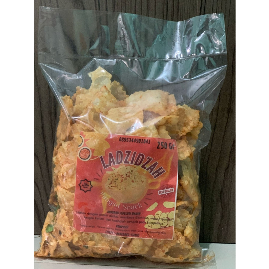 

KRIPIK PANGSIT 250GR PEDAS DAUN JERUK & DAUN BAWANG