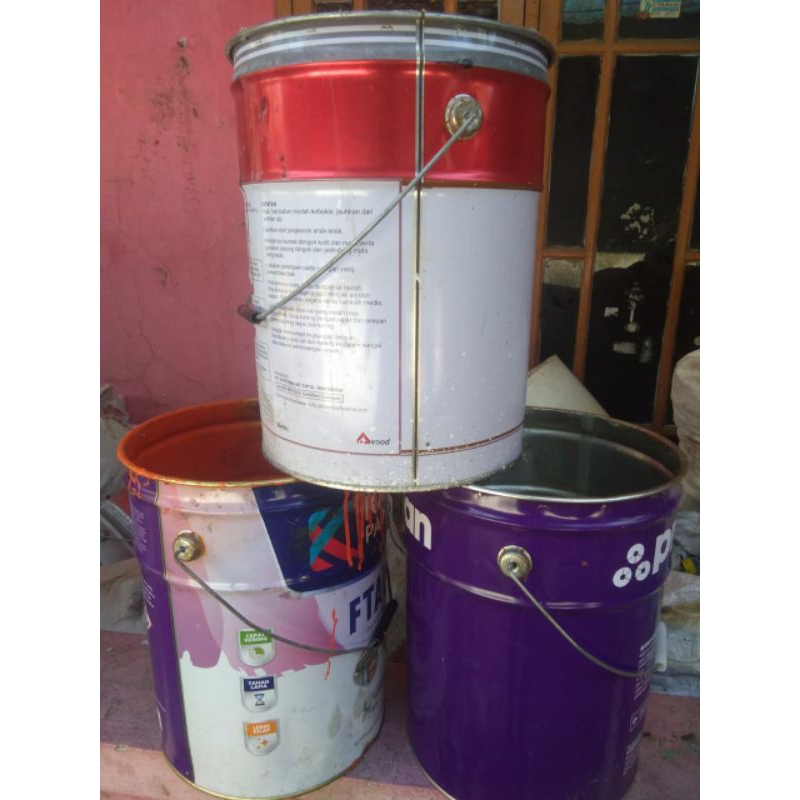 3 pcs ember kaleng bekas cat/tong sampah ukuran 20 kg
