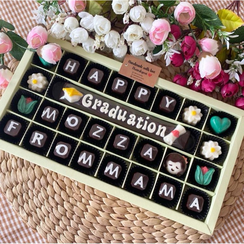 

COKLAT CUSTOM 32 SEKAT BY SWEETCHOCOBOXS