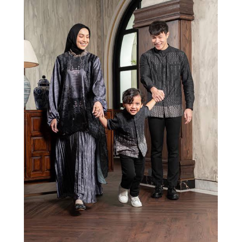 setelan levaughn lavish LXL HEYLOCAL wanita (preloved like new)